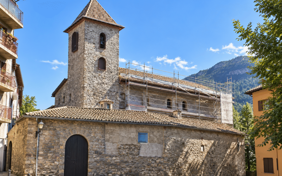 L’Església Vella del Pont de Suert renova la teulada